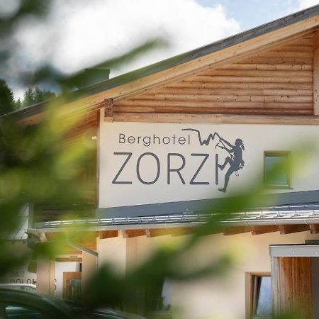 Berghotel Zorzi Алпе ди Сиуси Екстериор снимка