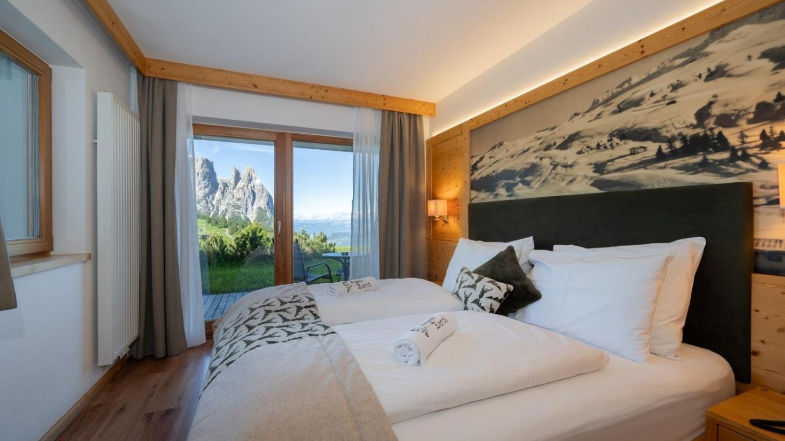 Berghotel Zorzi Алпе ди Сиуси Екстериор снимка
