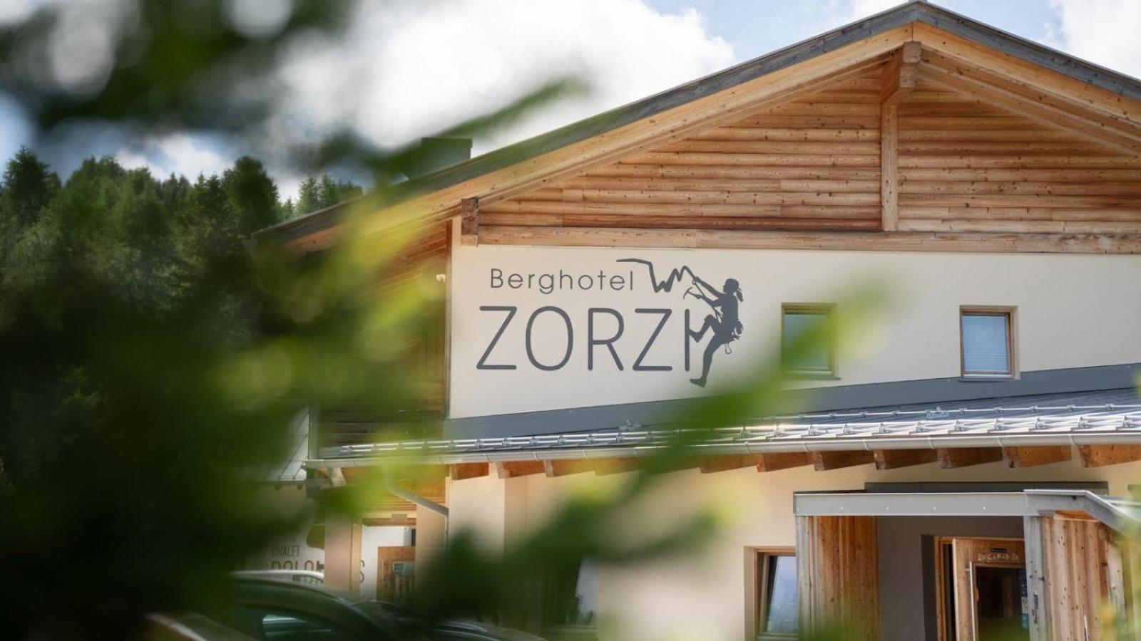 Berghotel Zorzi Алпе ди Сиуси Екстериор снимка